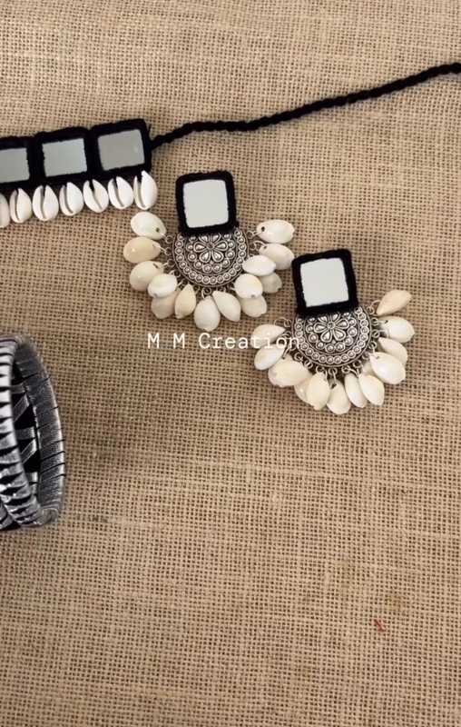 Mirror Choker Set With Bangle Set